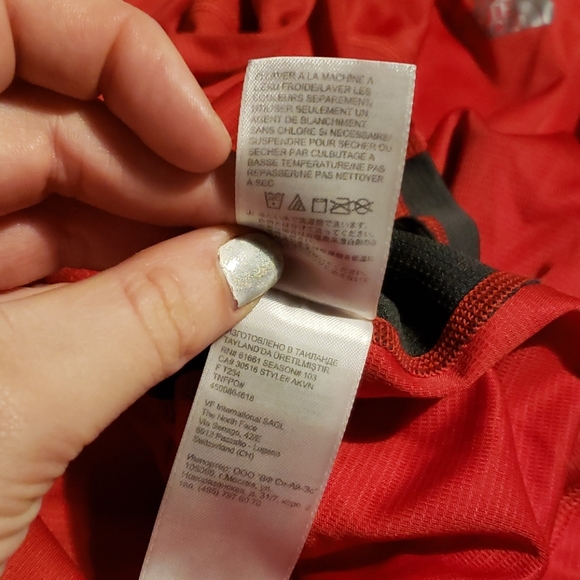 The North Face Vaporwick Active Wear Shirt - Picture 8 of 8